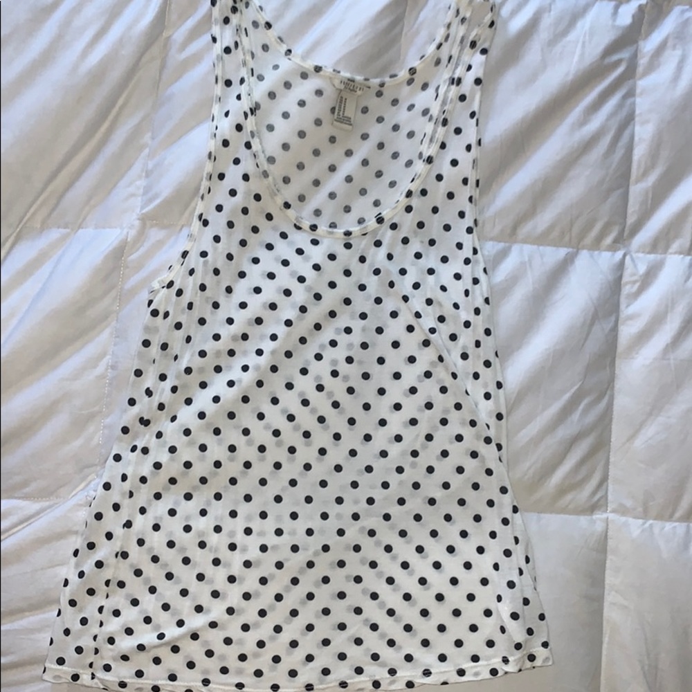 🌻Poka dot racer back tank
